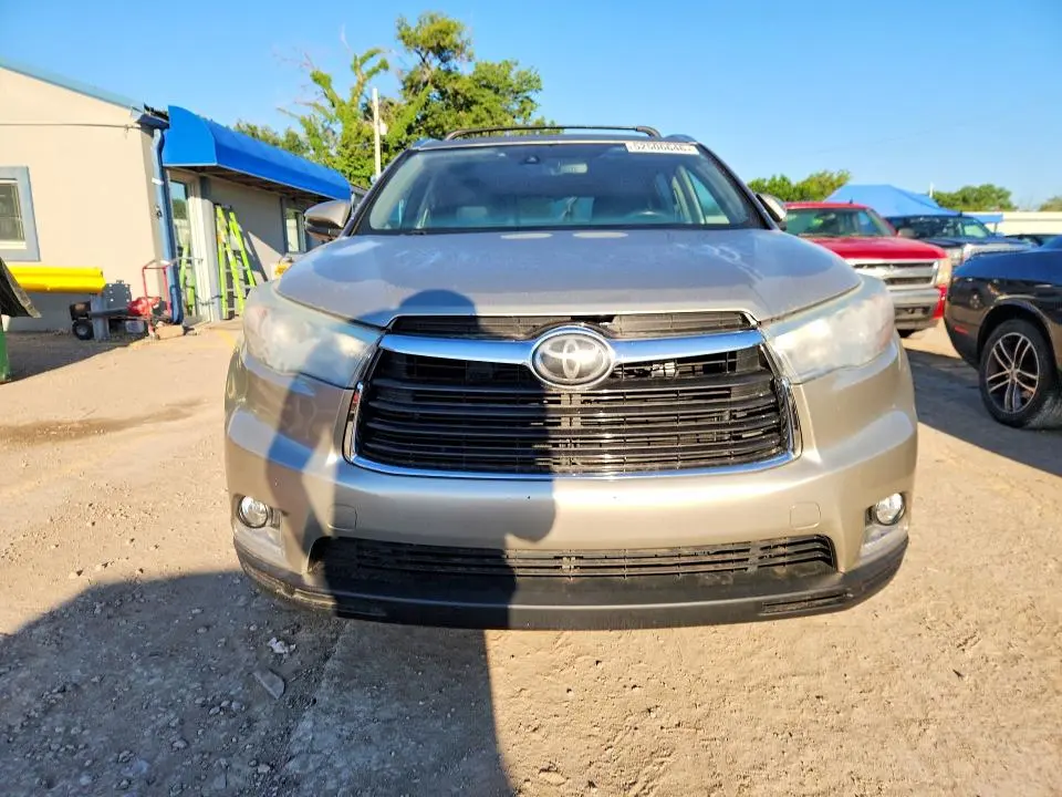 2015 TOYOTA HIGHLANDER LIMITED PLATINUM  