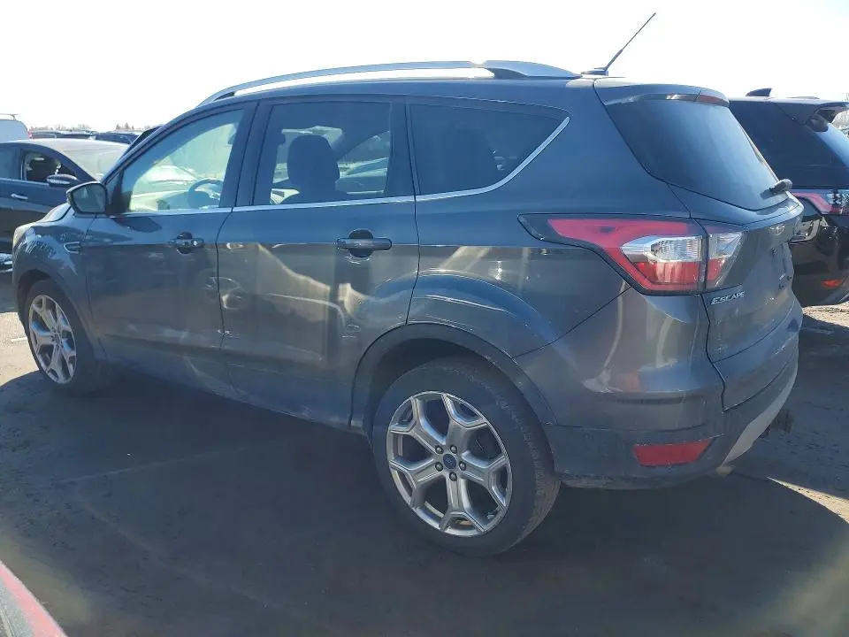 2017 FORD ESCAPE TITANIUM  