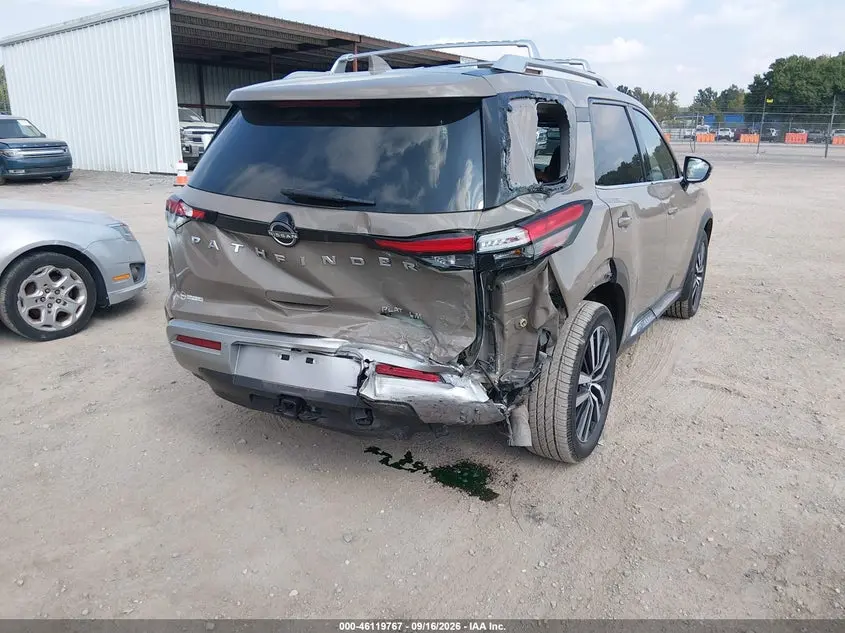 2023 NISSAN PATHFINDER PLATINUM FWD