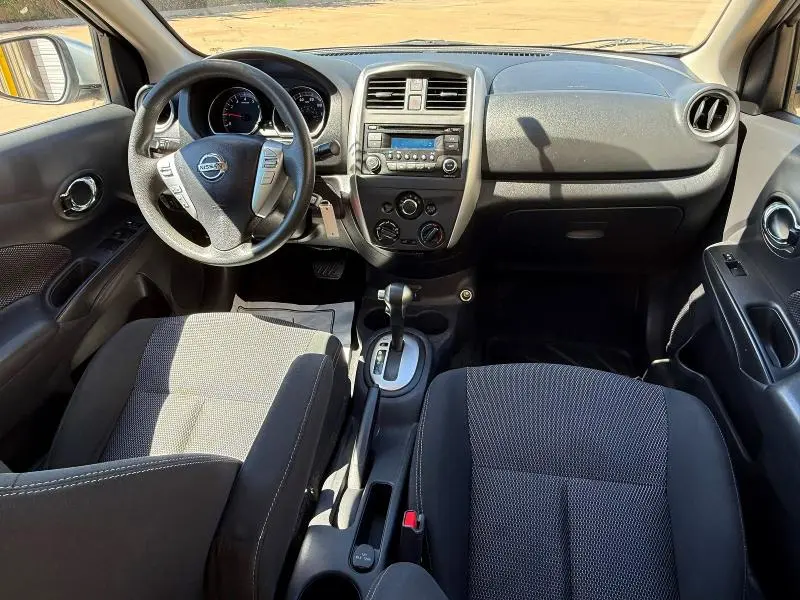 2018 NISSAN VERSA SV  