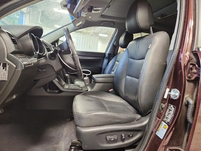 2011 KIA SORENTO SX  