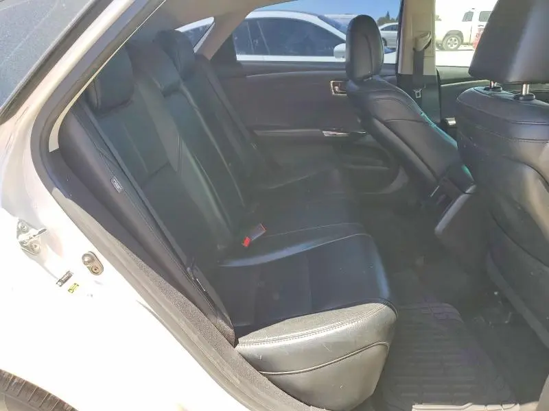2015 TOYOTA AVALON XLE  