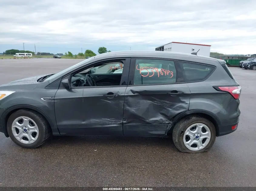2017 FORD ESCAPE S