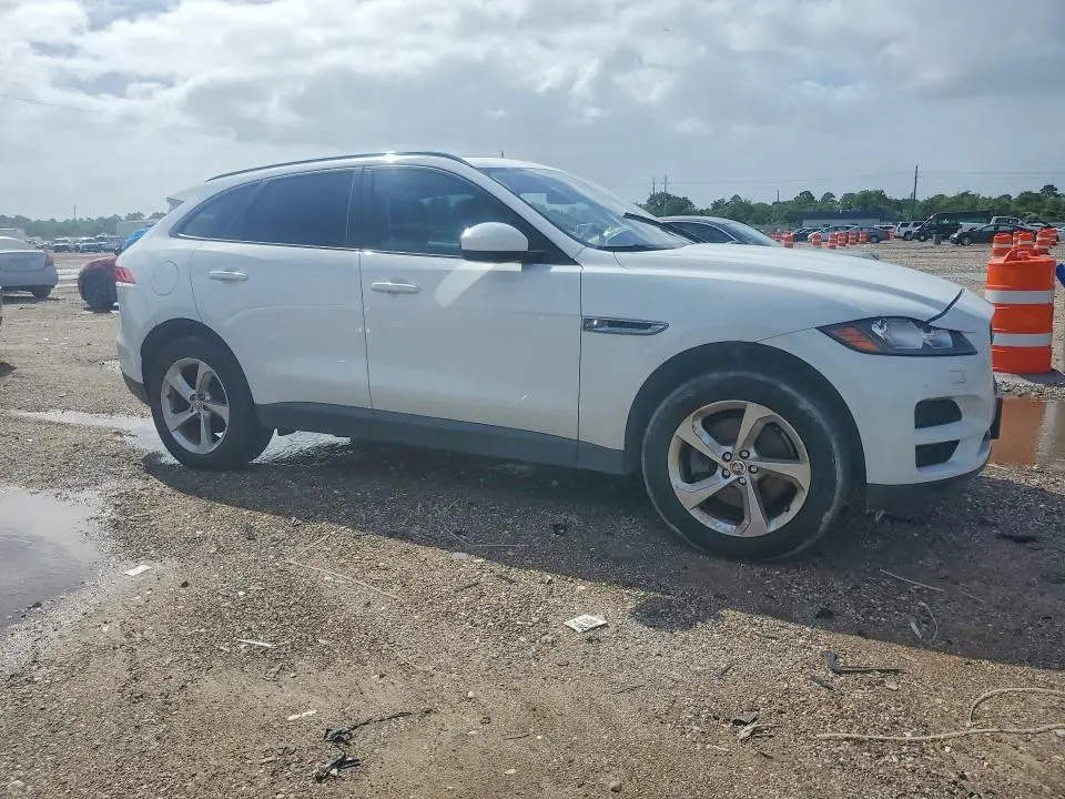 2017 JAGUAR F-PACE PREMIUM  