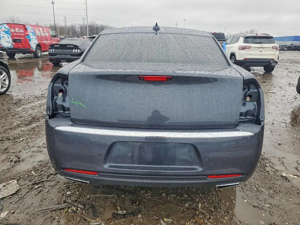 2018 CHRYSLER 300 TOURING  
