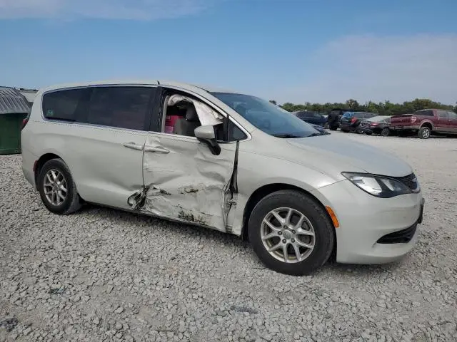 2017 CHRYSLER PACIFICA LX  