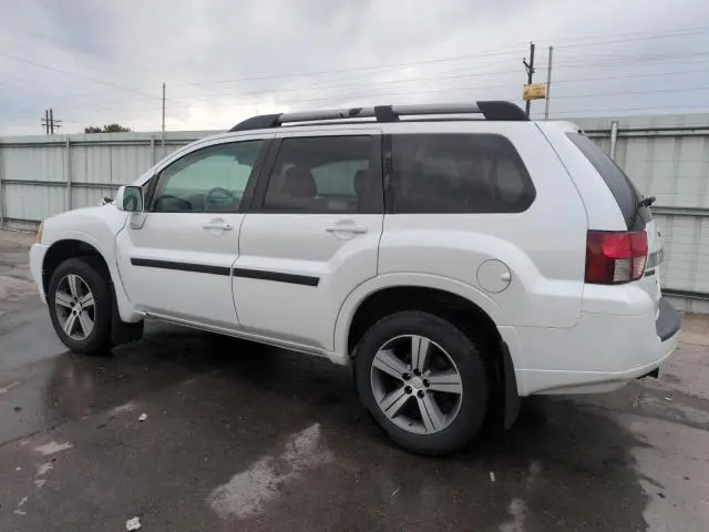2011 MITSUBISHI ENDEAVOR SE  