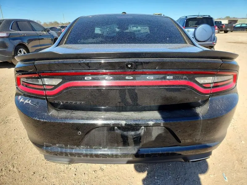 2018 DODGE CHARGER SXT  