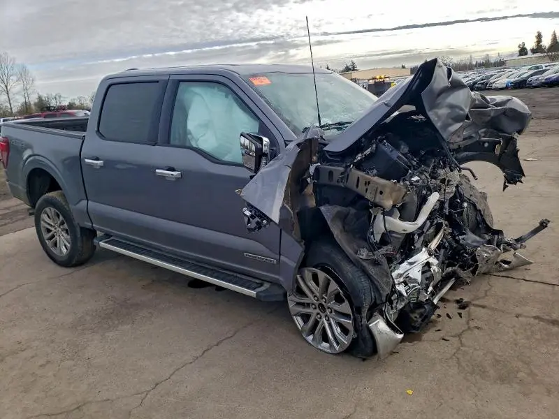 2024 FORD F150 XLT  