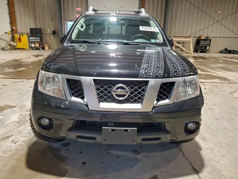 2021 NISSAN FRONTIER S  
