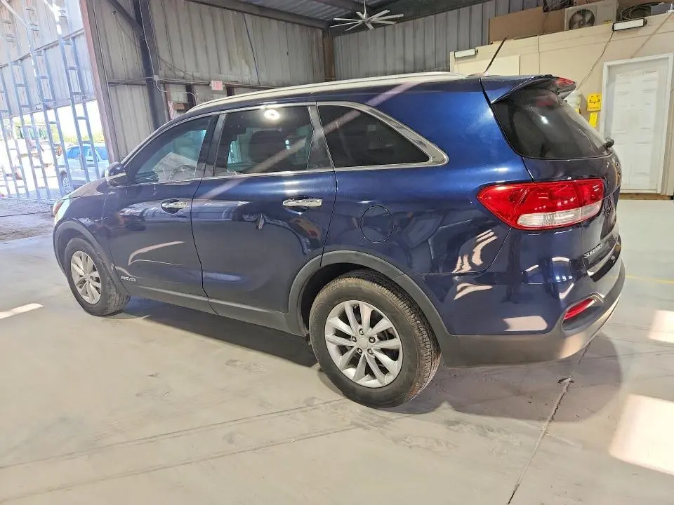 2017 KIA SORENTO LX V6  