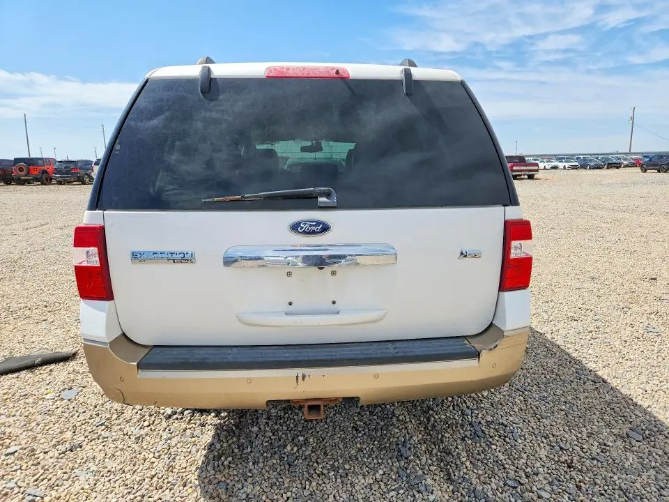 2011 FORD EXPEDITION EL XLT  
