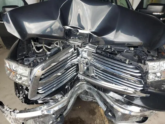 2015 RAM 1500 SLT  