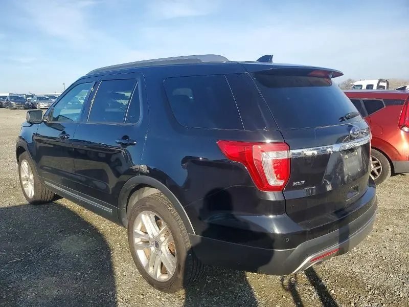 2017 FORD EXPLORER XLT  