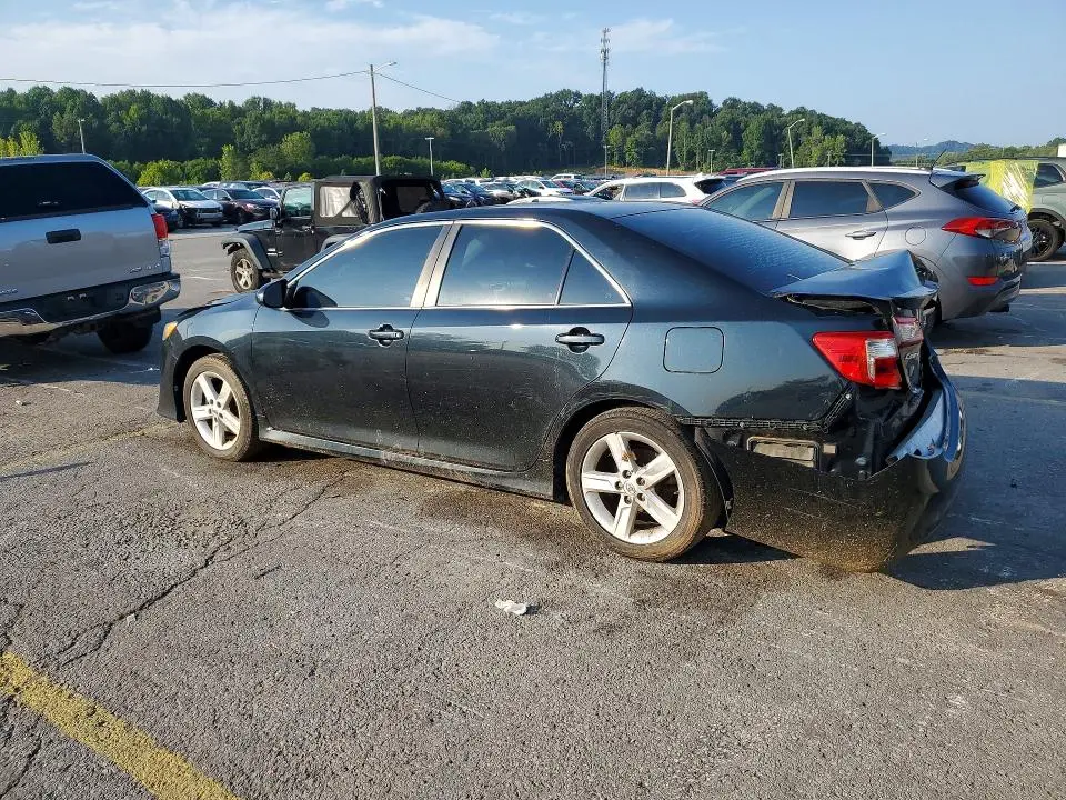 2013 TOYOTA CAMRY SE  