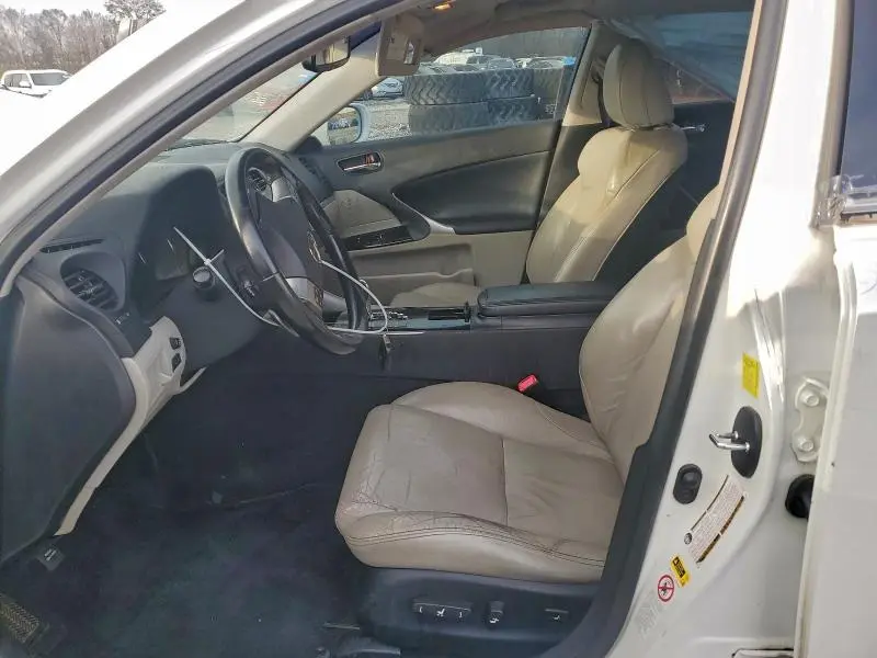 2011 LEXUS IS 250  