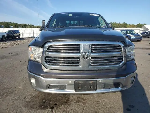 2015 RAM 1500 SLT
