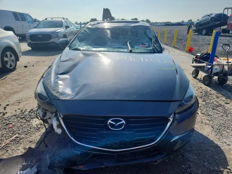 2017 MAZDA 3 GRAND TOURING  