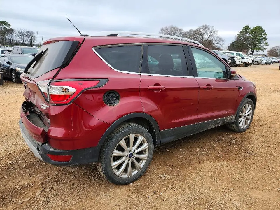 2017 FORD ESCAPE TITANIUM  