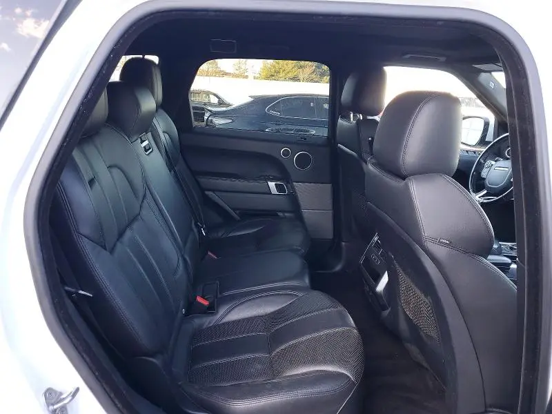 2016 LAND ROVER RANGE ROVER SPORT SE  