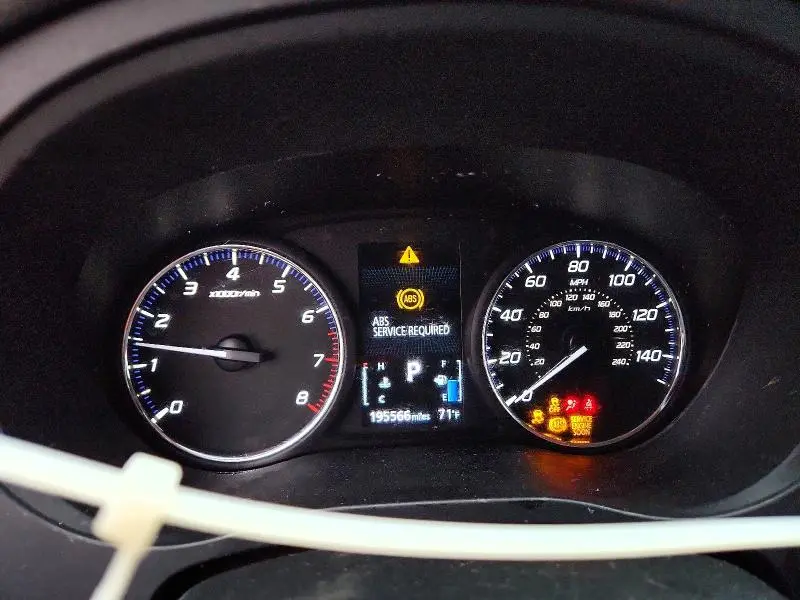 2017 MITSUBISHI OUTLANDER ES  