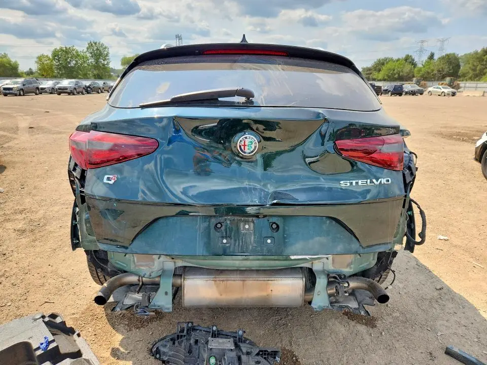 2021 ALFA ROMEO STELVIO TI  