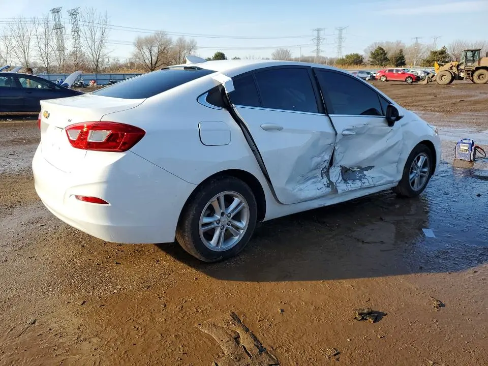 2016 CHEVROLET CRUZE LT  