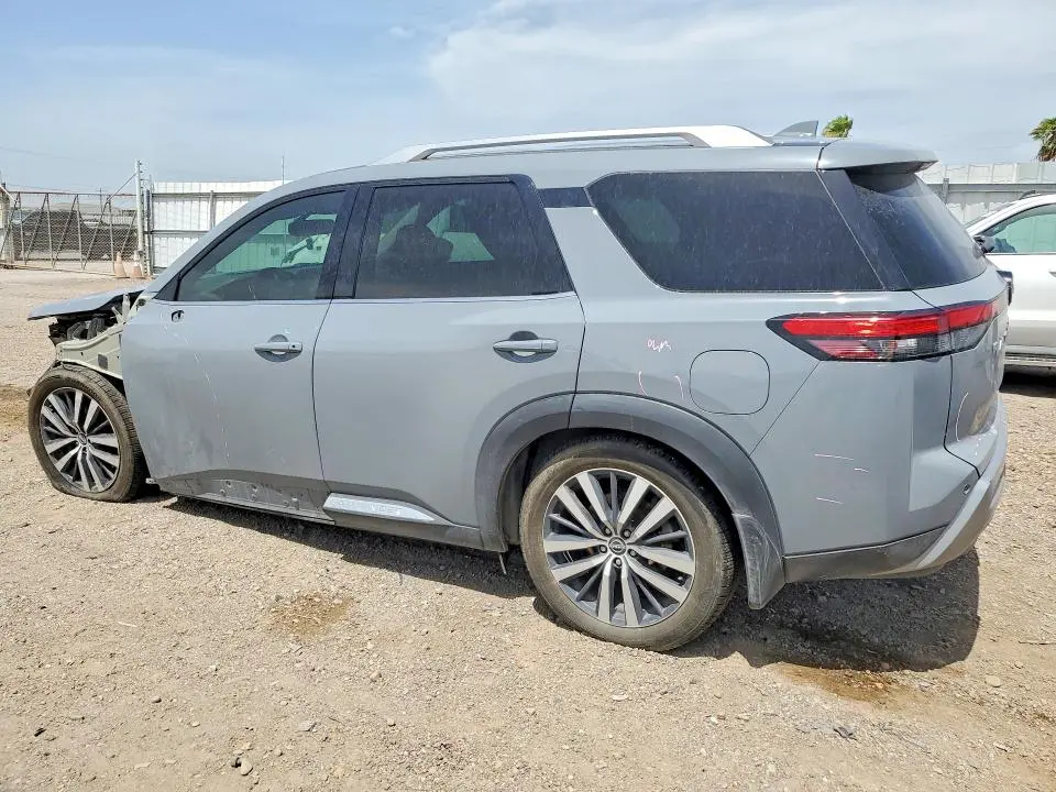 2022 NISSAN PATHFINDER PLATINUM  