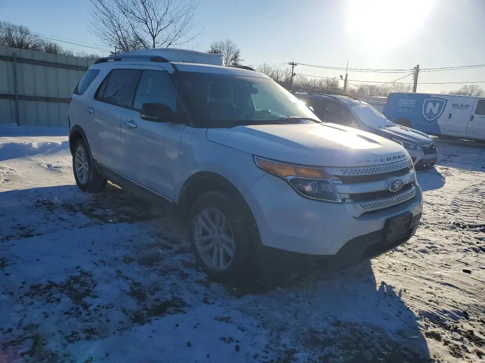 2013 FORD EXPLORER XLT  
