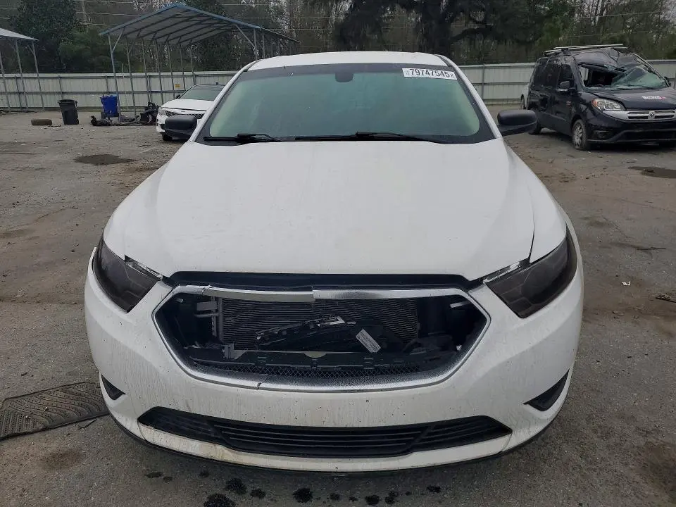 2017 FORD TAURUS SE  
