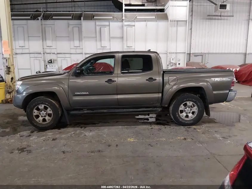 2013 TOYOTA TACOMA BASE V6