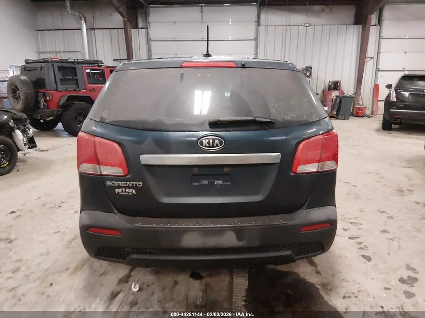 2012 KIA SORENTO LX