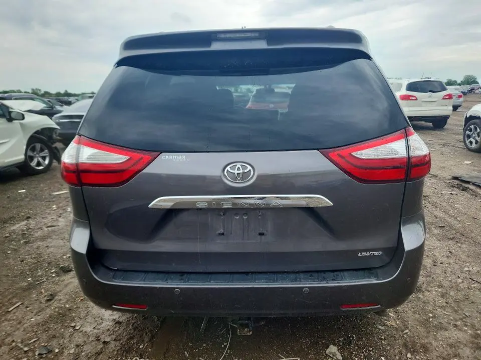 2015 TOYOTA SIENNA LIMITED PREMIUM 7-PASSENGER  