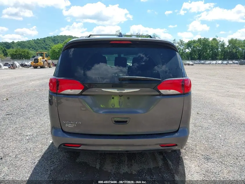 2020 CHRYSLER VOYAGER LXI