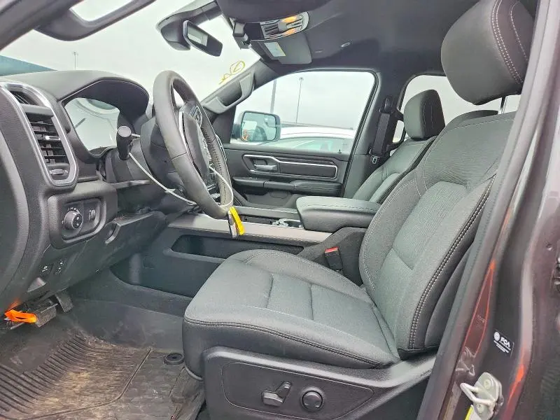 2024 RAM 1500 BIG HORN  