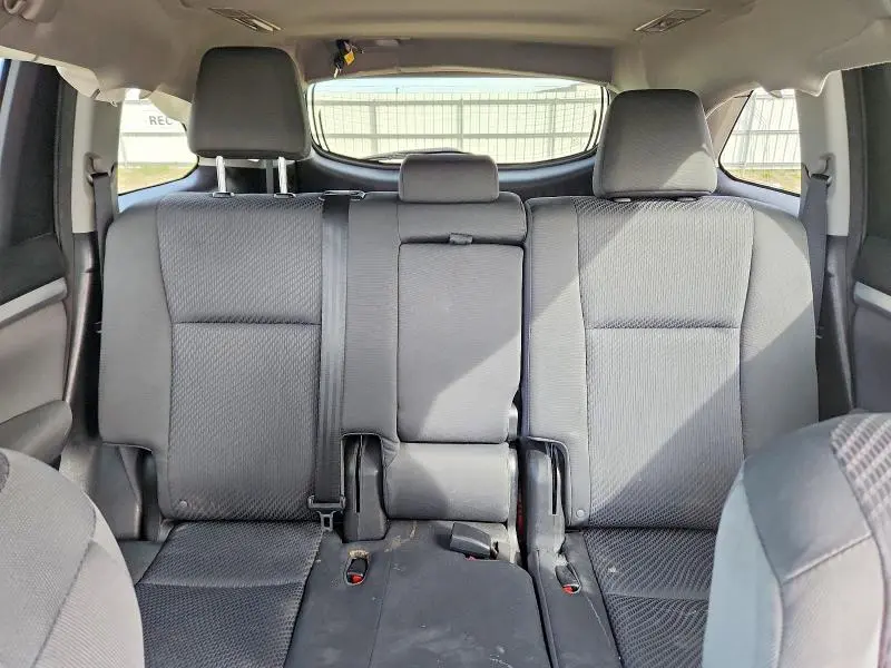 2016 TOYOTA HIGHLANDER LE  