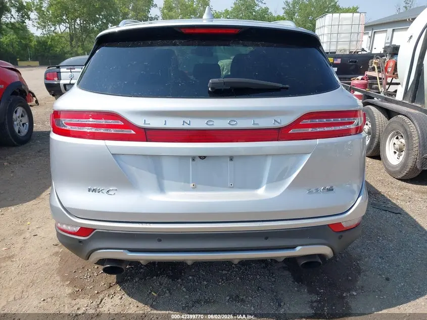 2015 LINCOLN MKC  