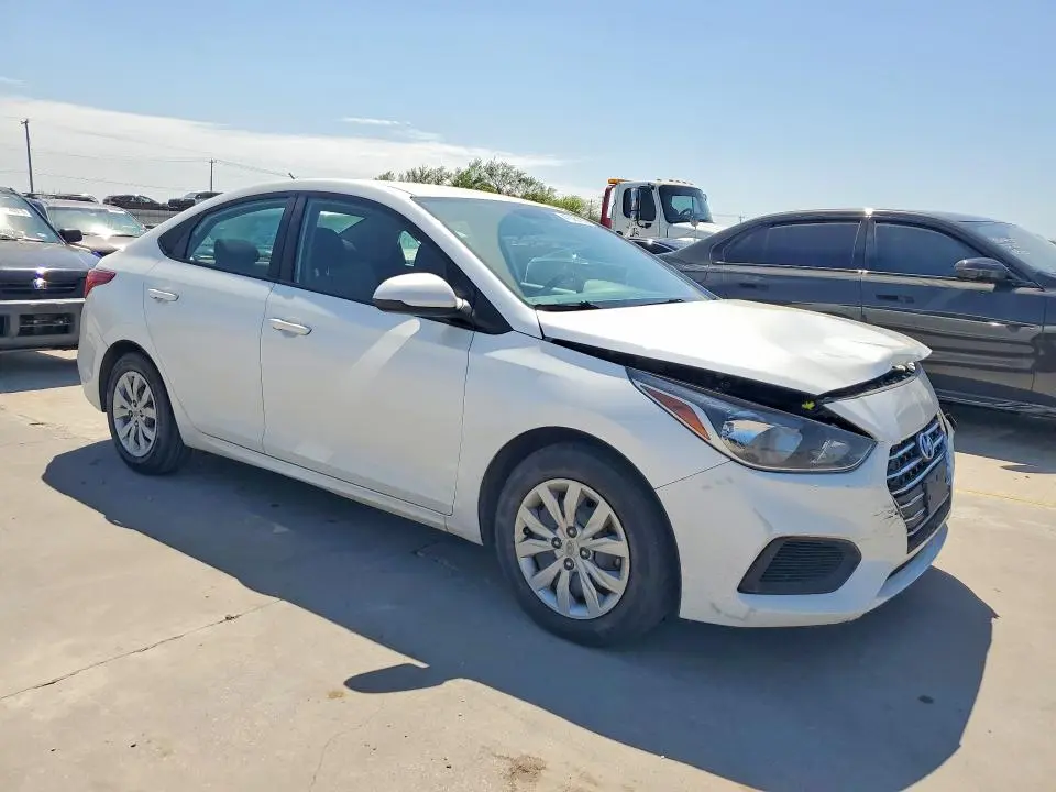 2022 HYUNDAI ACCENT SE  