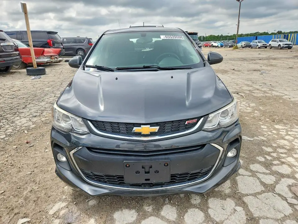 2017 CHEVROLET SONIC LT  