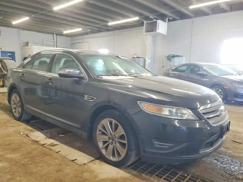 2010 FORD TAURUS LIMITED  