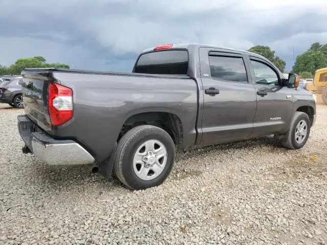 2016 TOYOTA TUNDRA CREWMAX SR5  