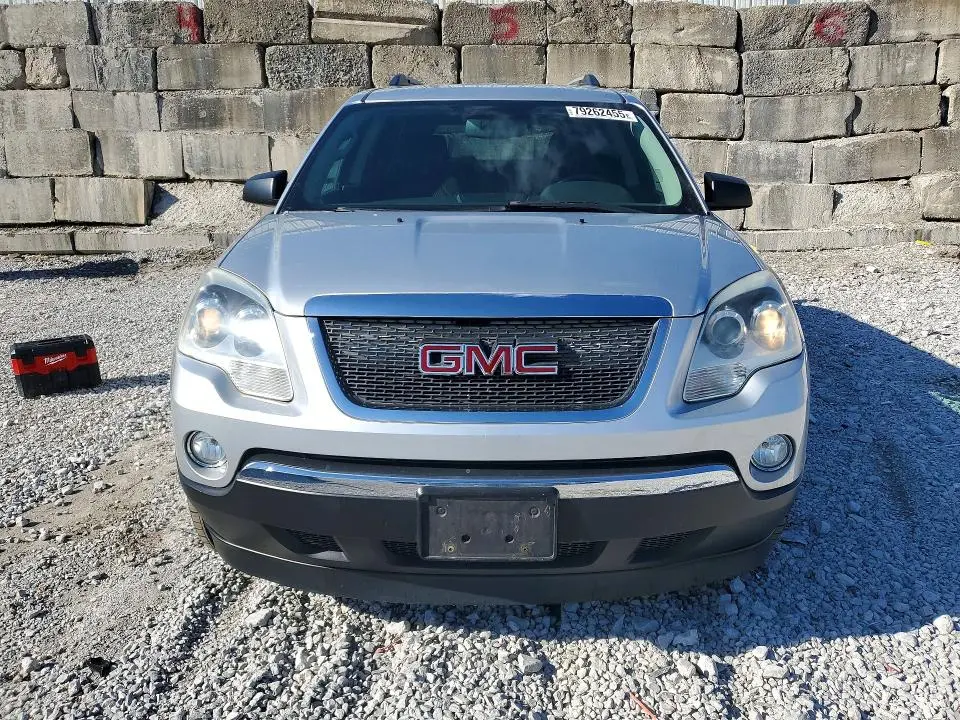 2011 GMC ACADIA SLE  