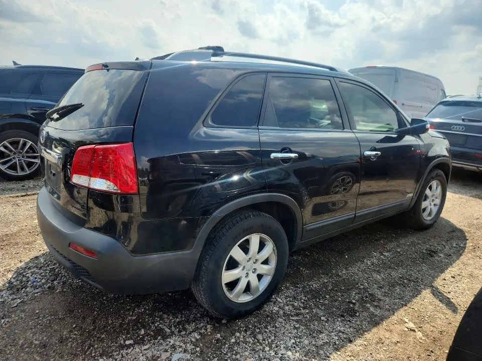 2012 KIA SORENTO LX  