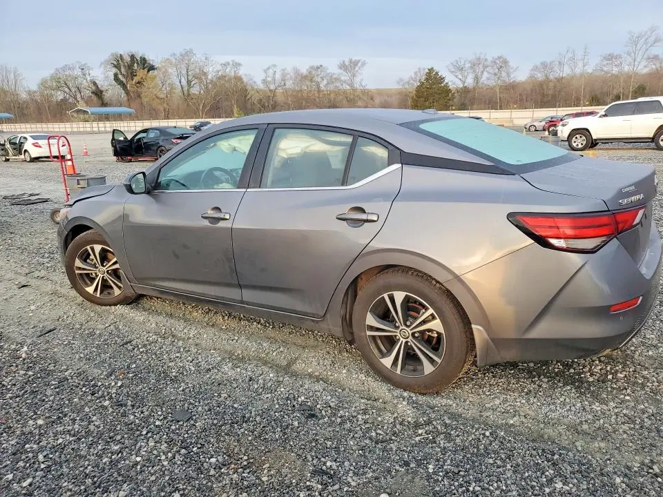 2022 NISSAN SENTRA SV  