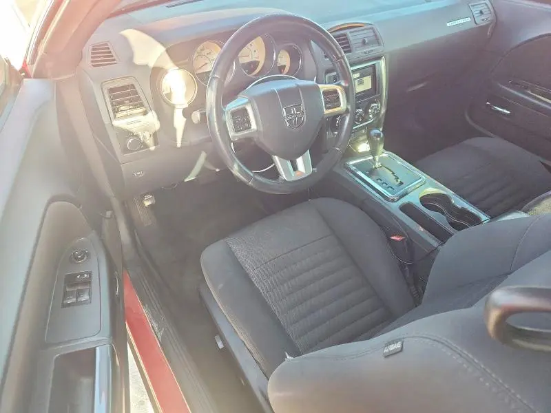 2012 DODGE CHALLENGER SXT  