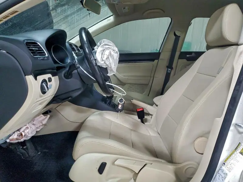 2013 VOLKSWAGEN JETTA TDI  