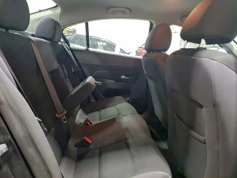 2013 CHEVROLET CRUZE LT  