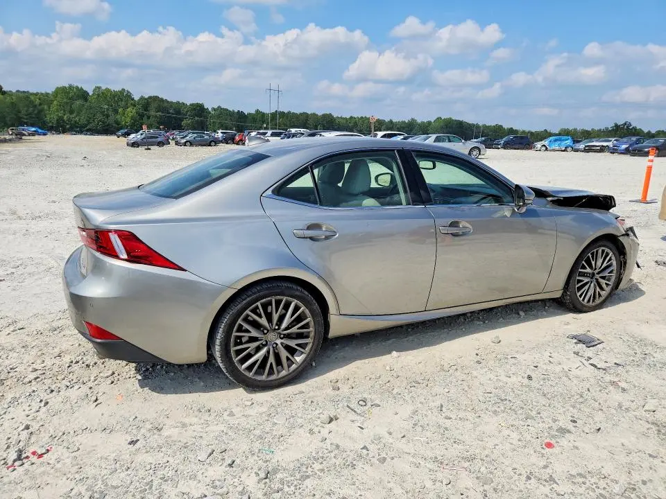 2016 LEXUS IS 200T  