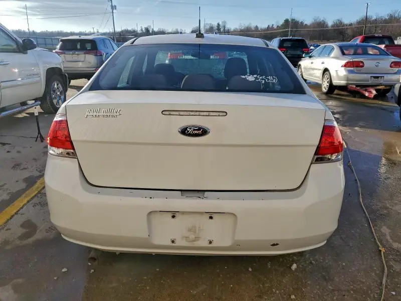 2010 FORD FOCUS SE  
