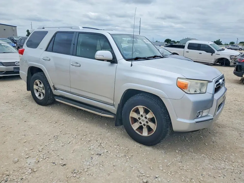 2012 TOYOTA 4RUNNER SR5  